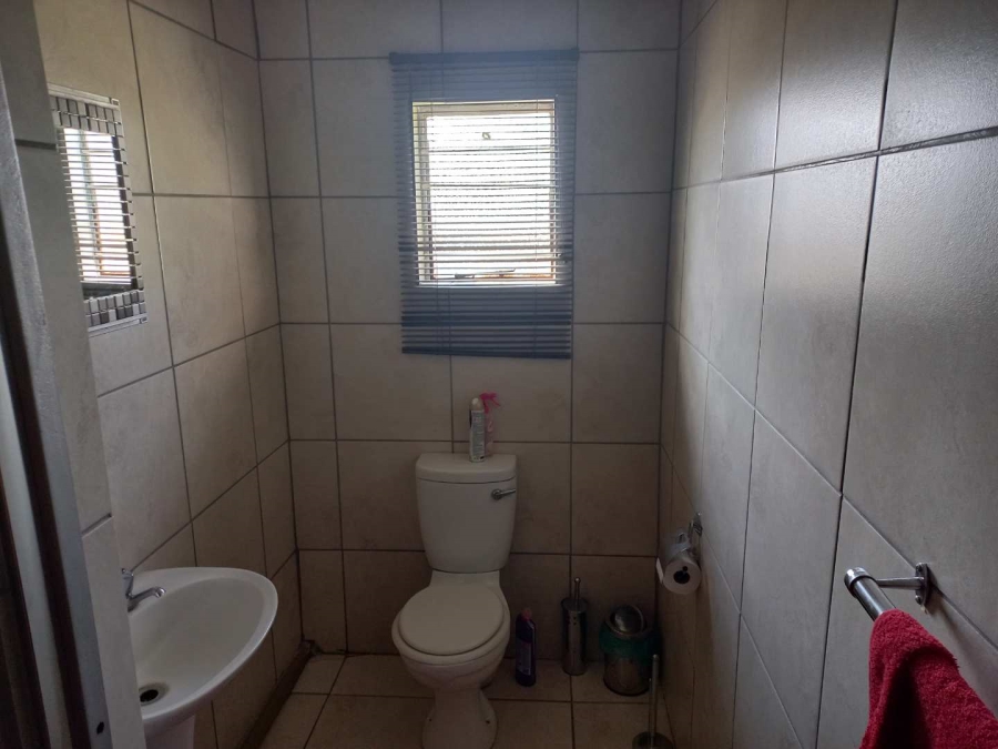0 Bedroom Property for Sale in Dealesville Free State